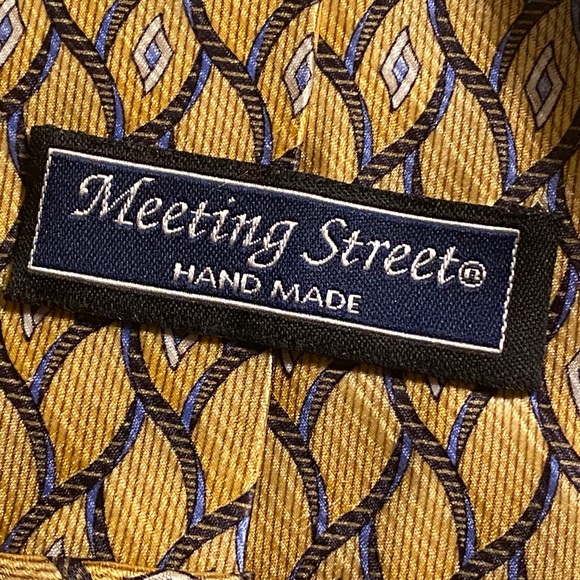 Meeting Street Handmade Silk Tie - Picture 3 of 3